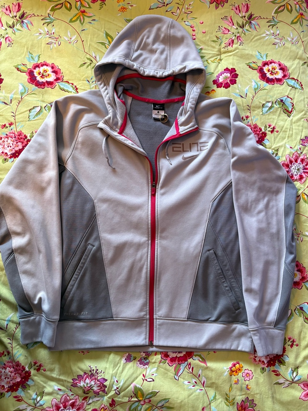 Nike Therma-Fit Full-Zip Basketball Gray Hoodie Men’s Large 27”x24” EUC